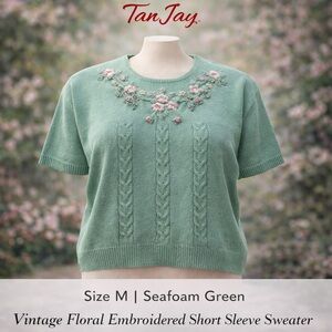 Vintage Tan Jay Seafoam Green, Embroidered Floral, Short Sleeve, Sweater- M